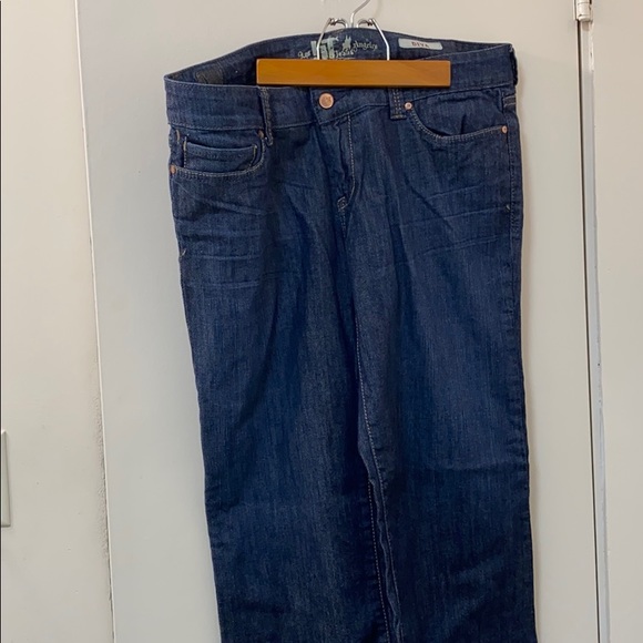 Jeans - Picture 2 of 5